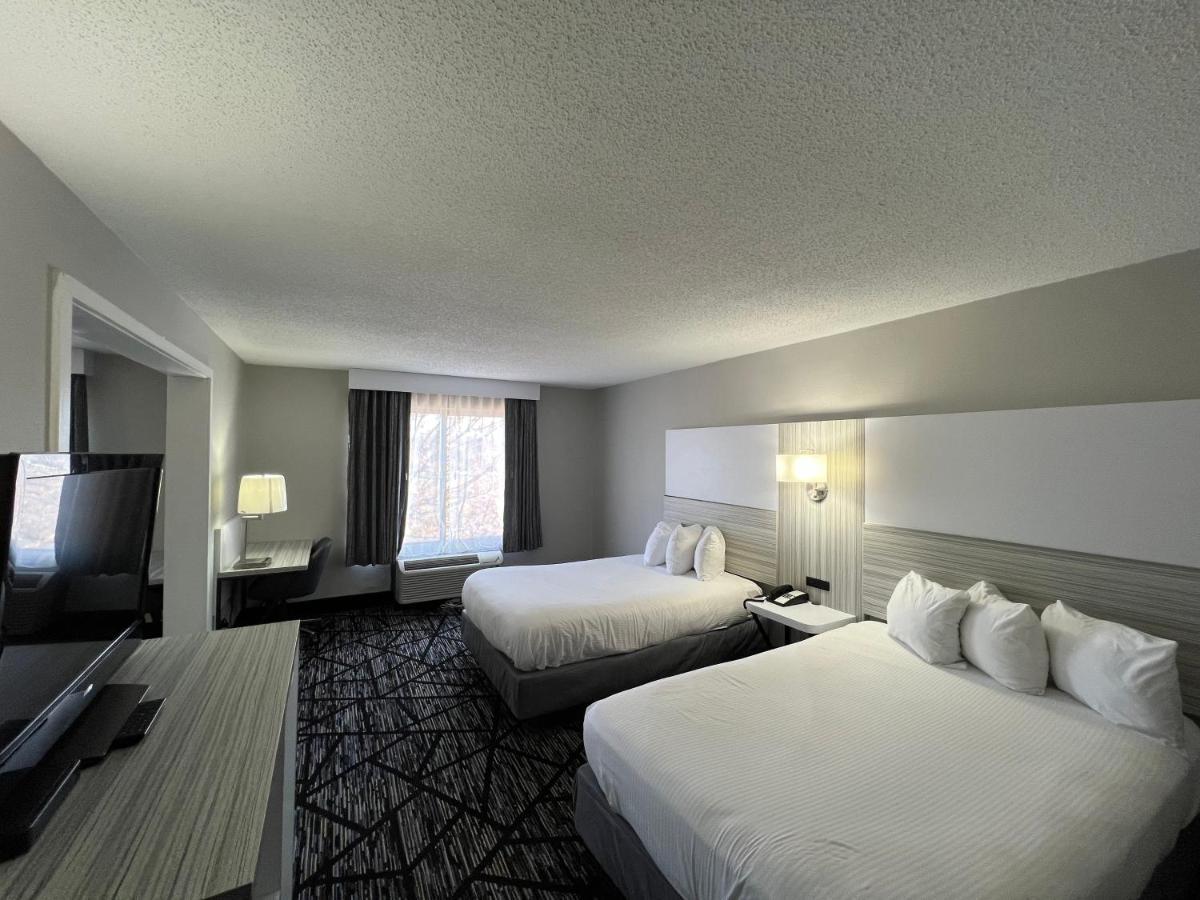 Baymont By Wyndham Peoria Hotel Eksteriør billede